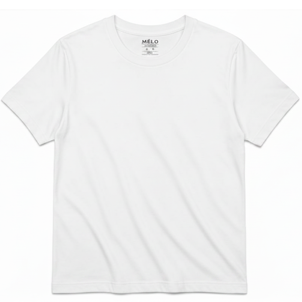 Blank Essential Tee – by Mélo