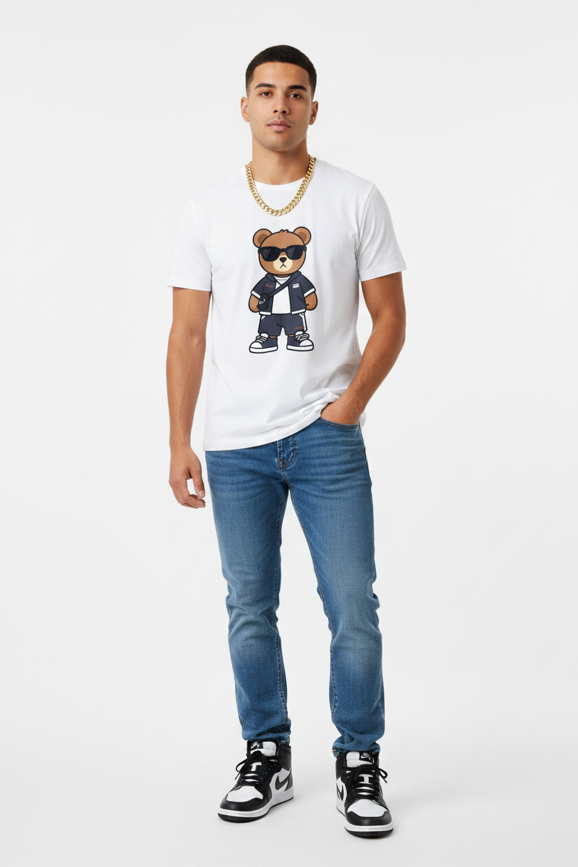 Mélo Bear – White – Medium Build Latino Male